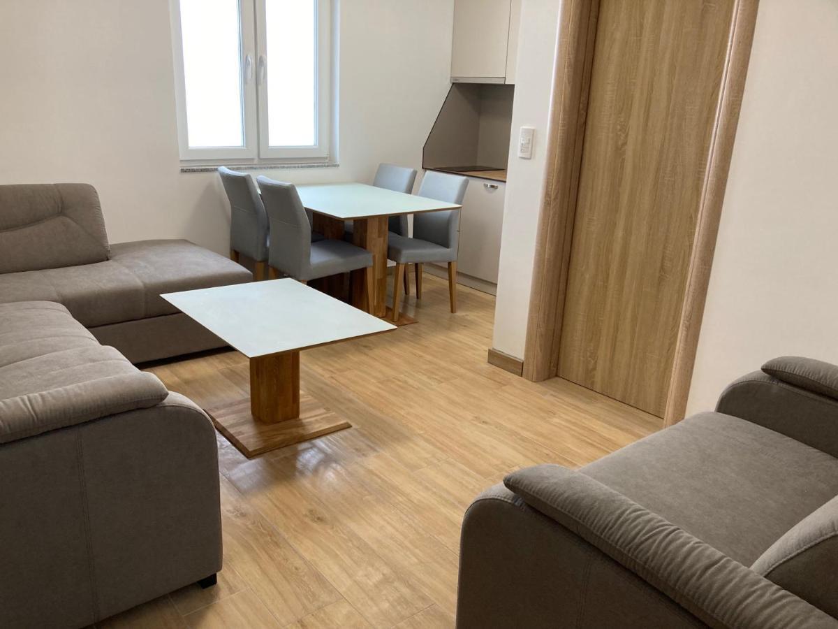 자호리나 Vila Trnovo 아파트 외부 사진